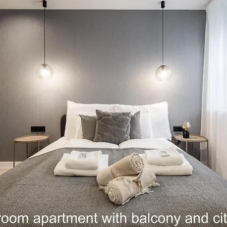 Buda Side Luxury 3-4-5 公寓