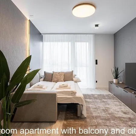 Buda Side Luxury 3-4-5 Apartman
